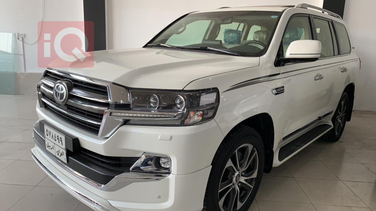 تۆیۆتا لاند کروزەر